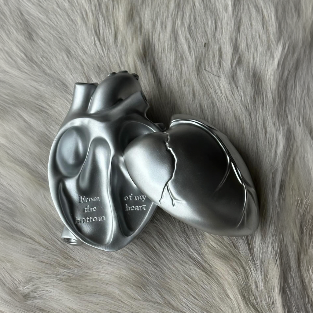 Heart Vessel：Anatomical Jewelry Tray & Ashtray